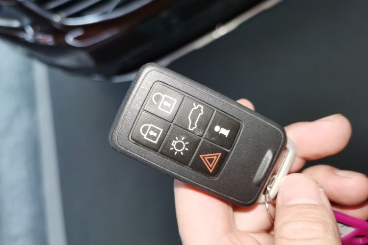 沃尔沃XC60 2016款 T5  智远版中控内饰7001