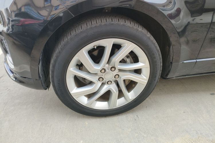 路虎 揽胜运动版 2020款 3.0 L6 HSE DYNAMIC车身外观6007