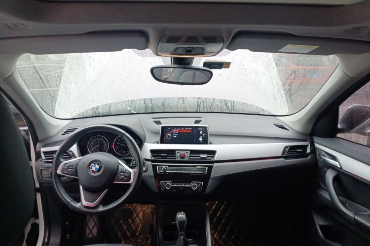 宝马X1 2016款 sDrive18Li 时尚型中控内饰22