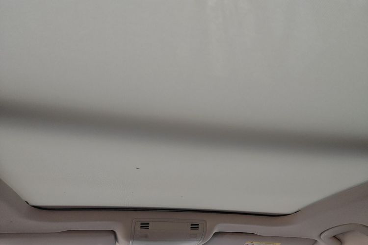 大众 迈腾 2023款 200万辆纪念版 330TSI DSG豪华型中控内饰22