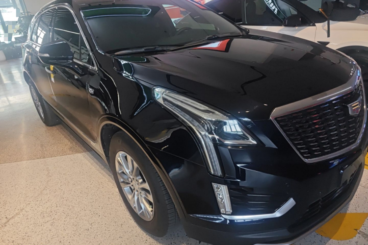 凯迪拉克XT5 2022款 2.0T 四驱豪华型车身外观3