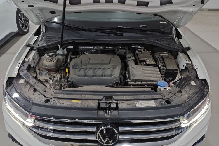 大众 途观L 2024款 出众款 330TSI 自动两驱R-Line龙耀版局部细节24