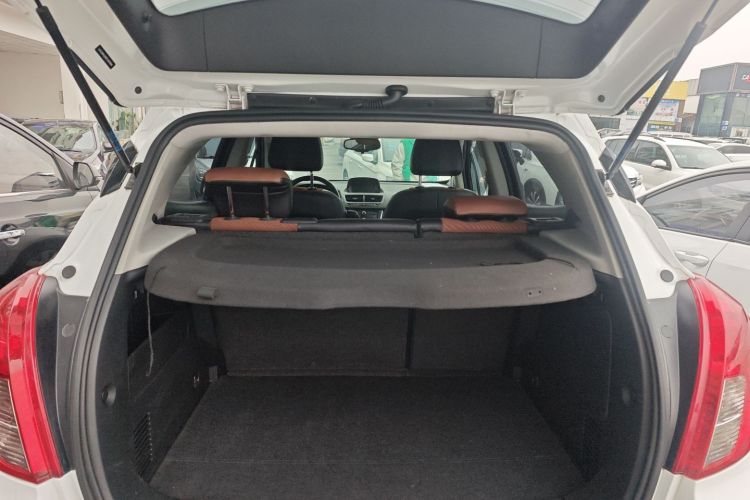 别克 昂科拉 2014款 1.4T 自动两驱都市领先型机舱底盘23