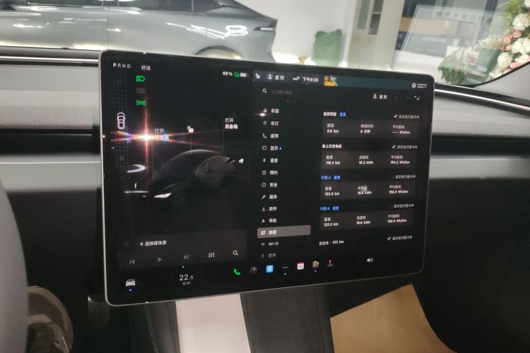 特斯拉 Model 3 2025款 改款 长续航全轮驱动版局部细节16
