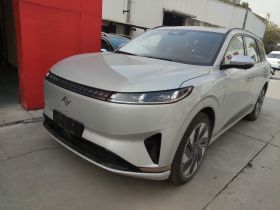 东风奕派 eπ008 2024款 636Max纯电版 6座