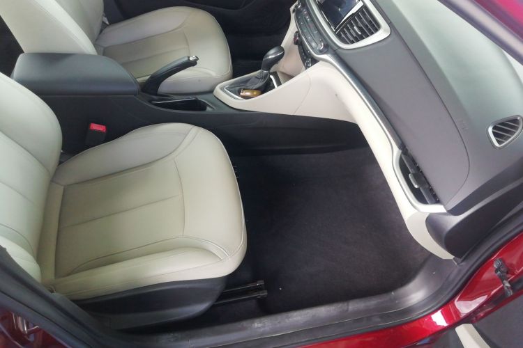 别克 英朗 2021款 典范 1.5L 自动精英型局部细节41