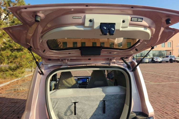 吉利银河 熊猫 2025款 210km 元气熊机舱底盘23