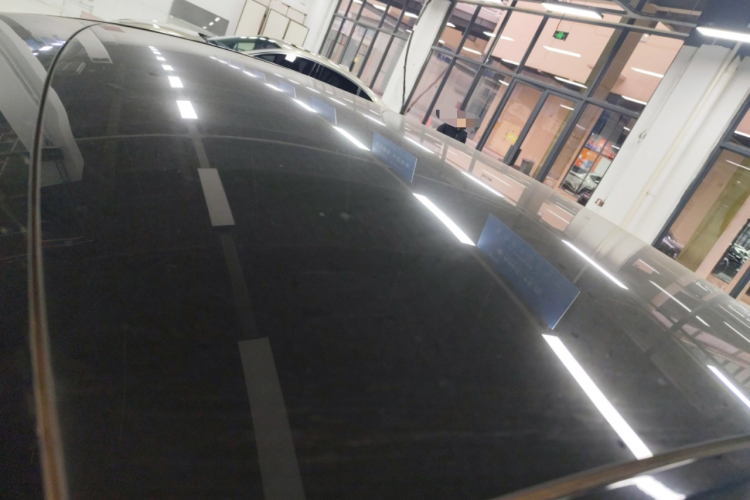 特斯拉 Model Y 2021款 长续航全轮驱动版局部细节57