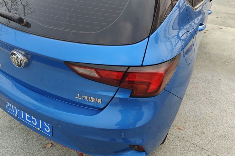 别克 威朗 2016款 两厢GS 20T 双离合燃情运动型车身外观9