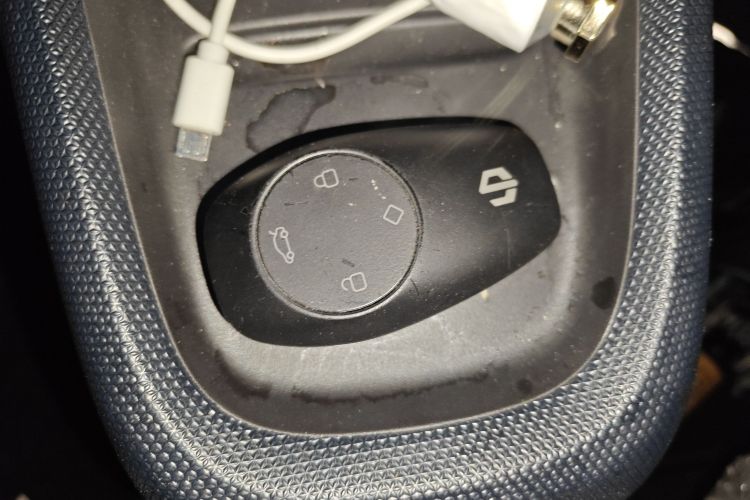 零跑汽车 零跑T03 2022款 星钻版中控内饰11