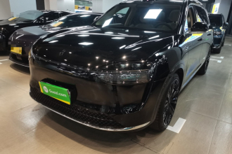 鸿蒙智行 问界M9 2024款 增程 Ultra版 52kWh 5座版