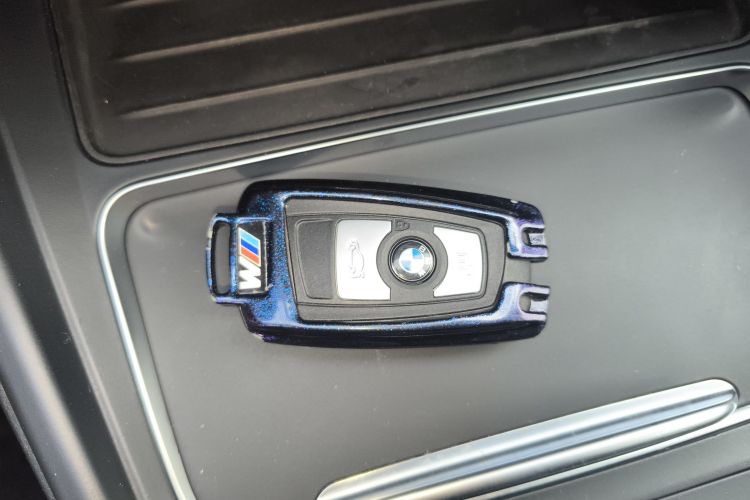 宝马3系GT 2017款 320i 时尚型中控内饰11