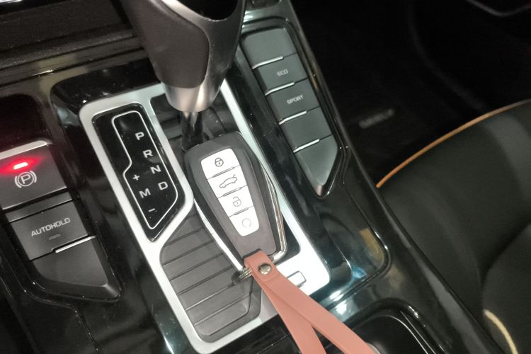 吉利汽车 帝豪GL 2020款 1.4T CVT豪华型中控内饰11