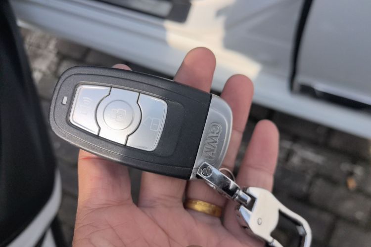 哈弗H6 2016款 升级版 1.5T 手动两驱都市型中控内饰11