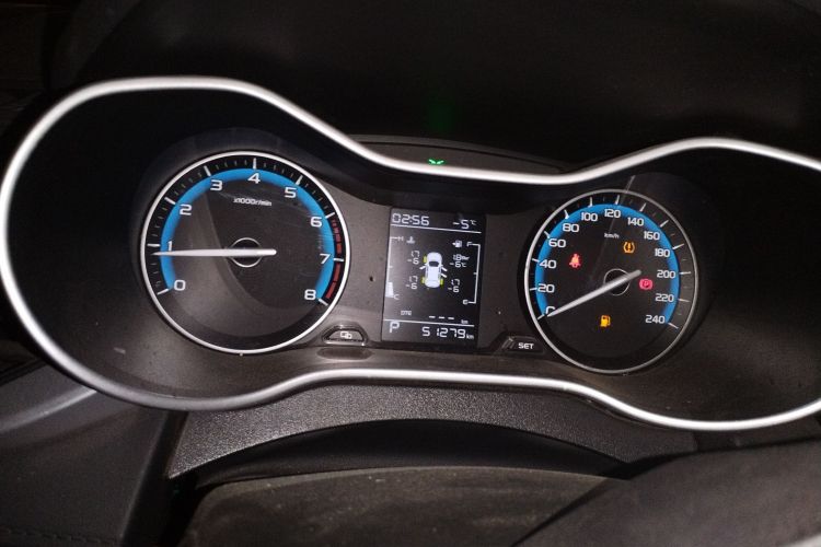 吉利汽车 帝豪 2020款 1.5L CVT豪华型中控内饰14