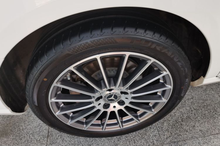 奔驰E级 2023款 E 260 L车身外观6003