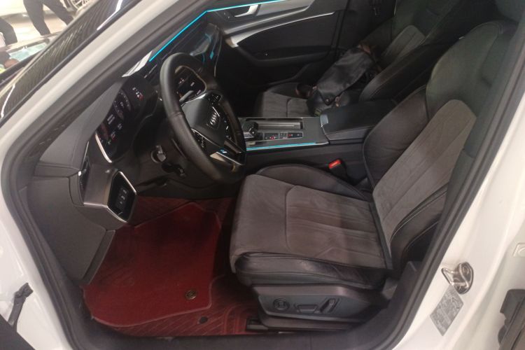 奥迪A6L 2021款 40 TFSI 豪华动感型中控内饰19