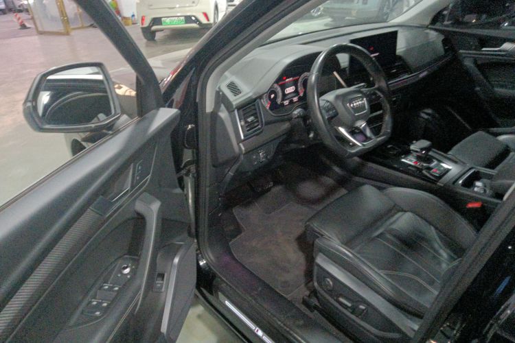 奥迪Q5L 2021款 40 TFSI 豪华动感型中控内饰7003