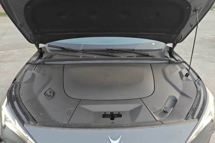 ARCFOX极狐 极狐 阿尔法T5(ARCFOX αT5) 2025款 520 PRO局部细节24