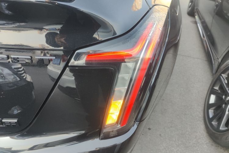 凯迪拉克CT5 2025款 28T 赛道性能版车身外观6006