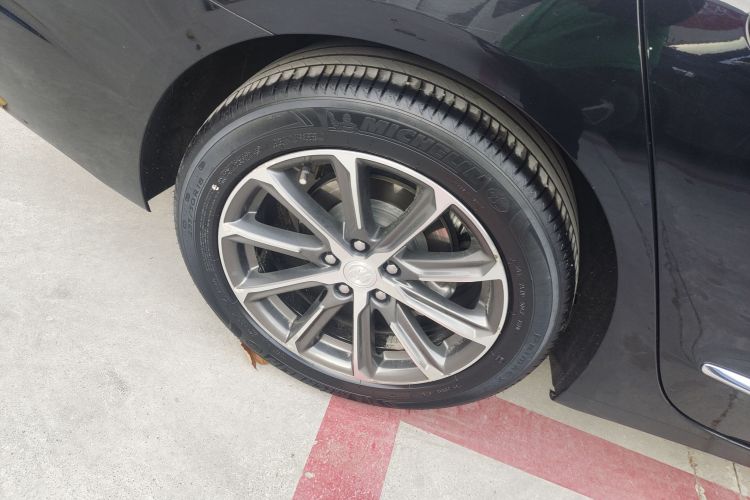 别克 君越 2020款 652T 豪华型车身外观6008