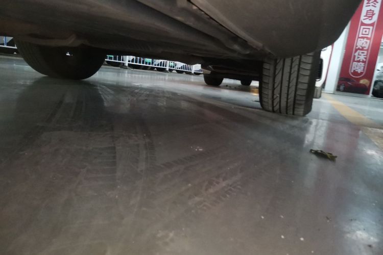 奔驰GLC 2020款 GLC 300 L 4MATIC 豪华型局部细节9002