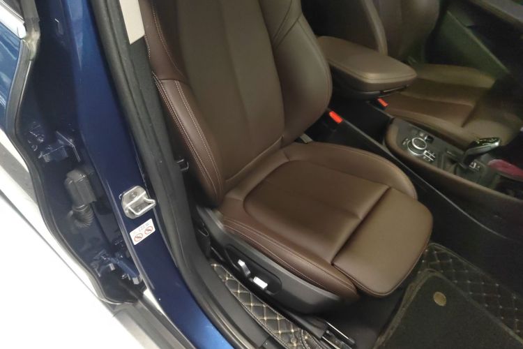 宝马X1 2021款 sDrive25Li 领先型局部细节41