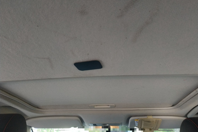 福特 福克斯 2013款 两厢经典 1.8L 手动百万纪念版局部细节22