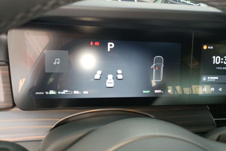 理想汽车 理想ONE 2021款 增程6座版中控内饰14