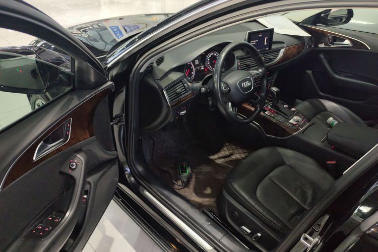奥迪A6L 2017款 30 FSI 技术型中控内饰7003
