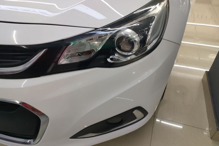 雪佛兰 迈锐宝 2016款 1.6T 自动舒适版车身外观36