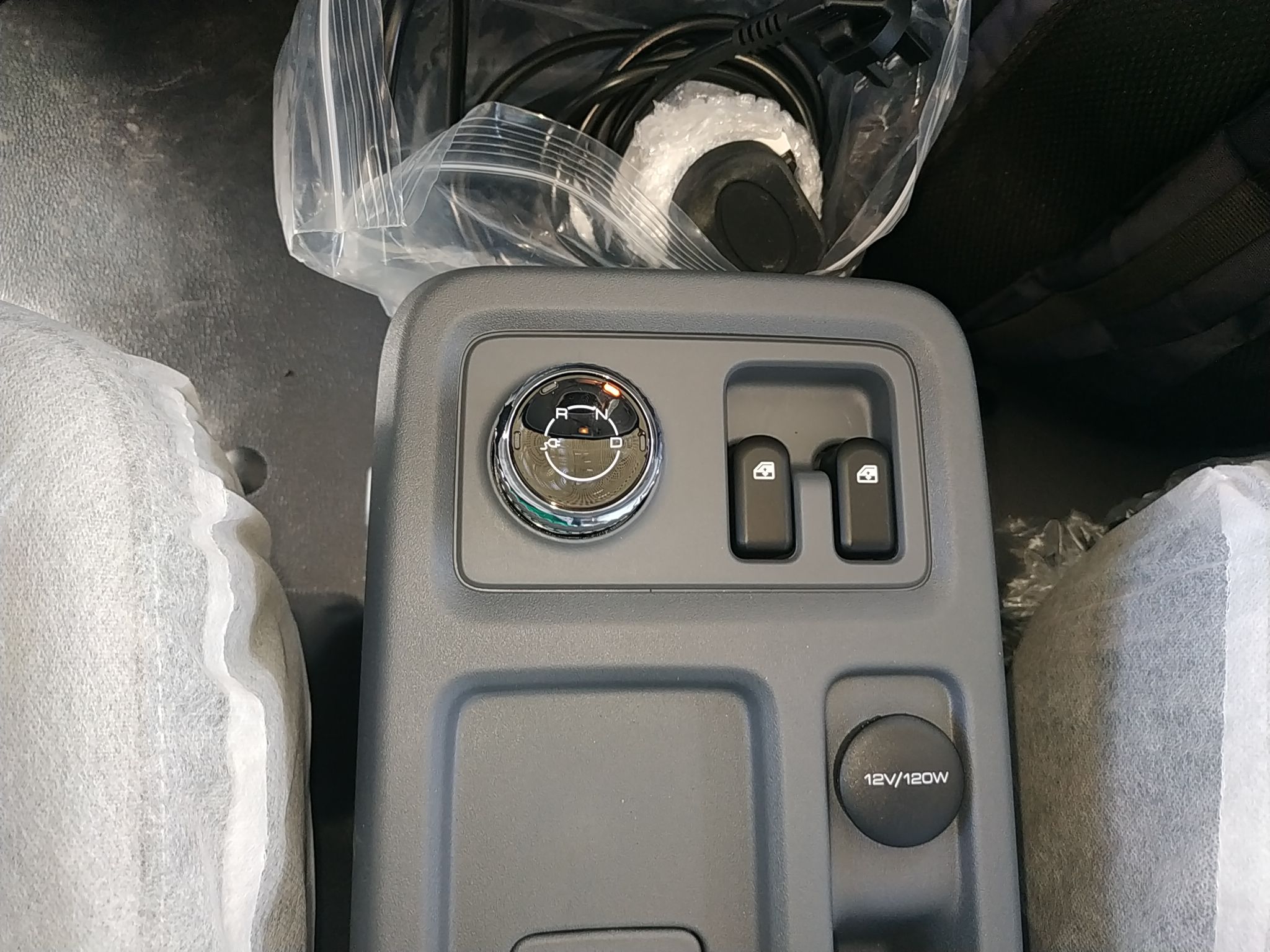 五菱汽车 五菱扬光 2024款 300KM 舒适型客车版 75kW