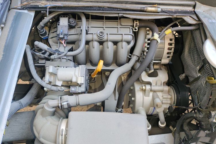 五菱汽车 五菱荣光 2021款 1.5L加长基本型封窗车2座L3C局部细节24