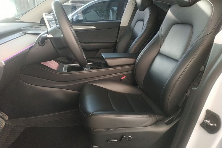 特斯拉 Model Y 2023款 后轮驱动版局部细节19