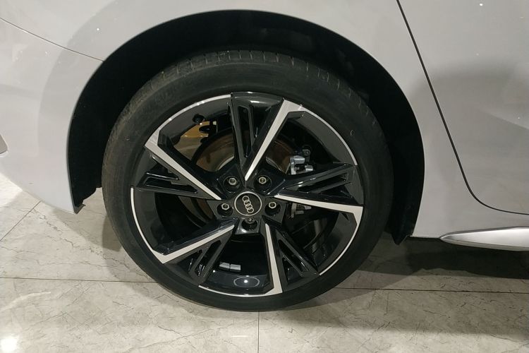 奥迪A3 2022款 Sportback 35 TFSI 时尚运动型车身外观6008