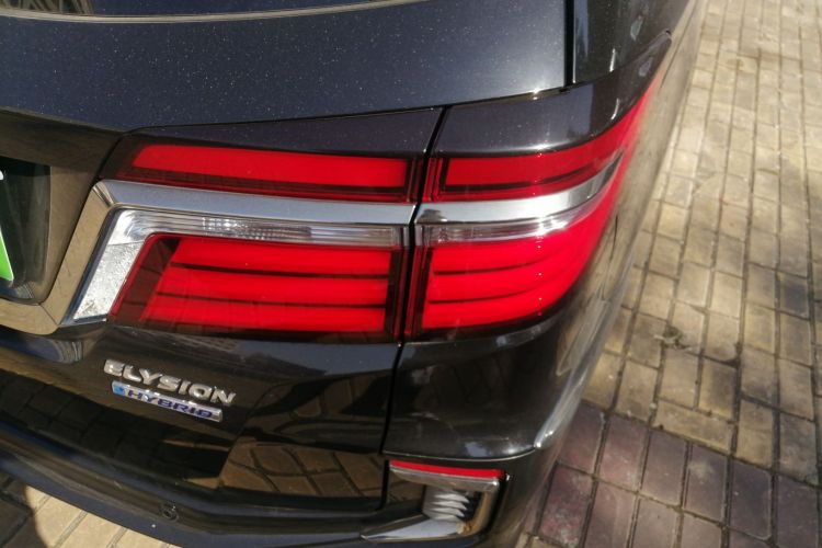 本田 艾力绅 2019款 2.0L 混动豪华版车身外观6006