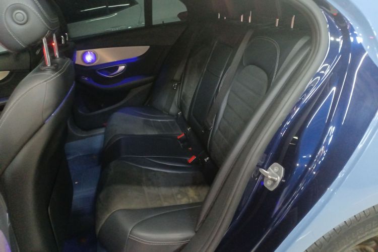 奔驰C级 2019款 C 260 运动版中控内饰7004