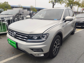 大众 途观L 2018款 改款 330TSI 自动两驱豪华版