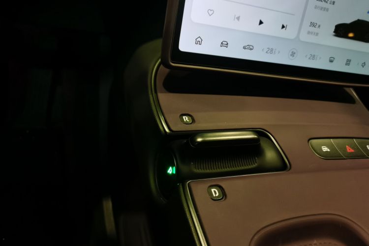 蔚来ET5T 2024款 75kWh Touring中控内饰18