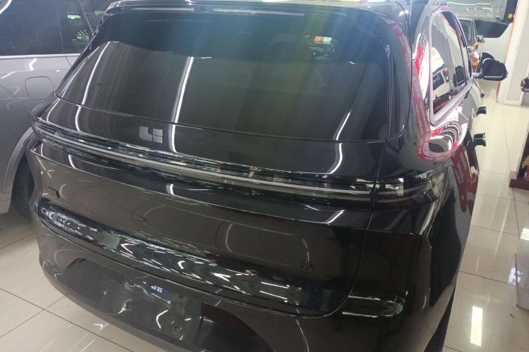 理想汽车 理想L6 2024款 Max车身外观7