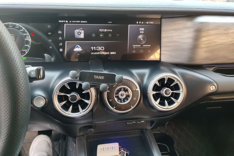 坦克300 2021款 越野版 2.0T 挑战者中控内饰16