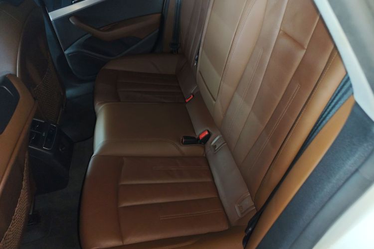 奥迪A5 2019款 Sportback 40 TFSI 时尚型中控内饰7004