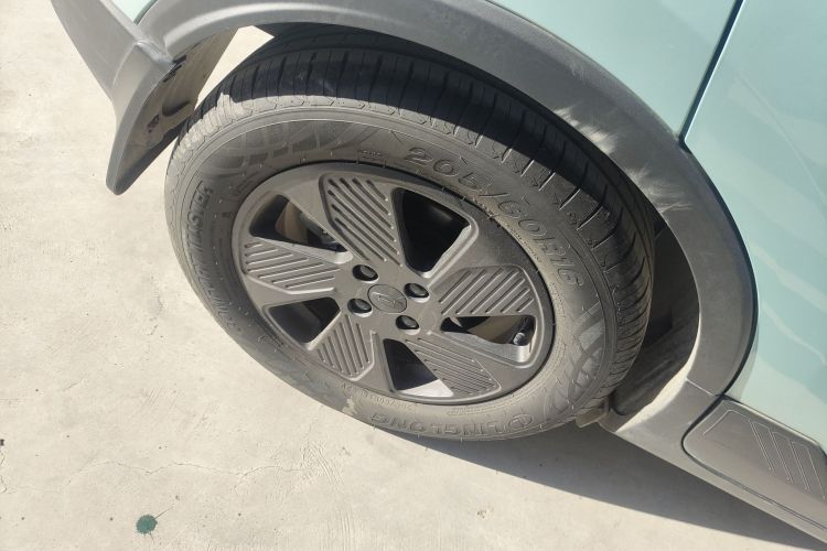 吉利几何E萤火虫 2022款 401KM 霹雳虎 4座车身外观6008