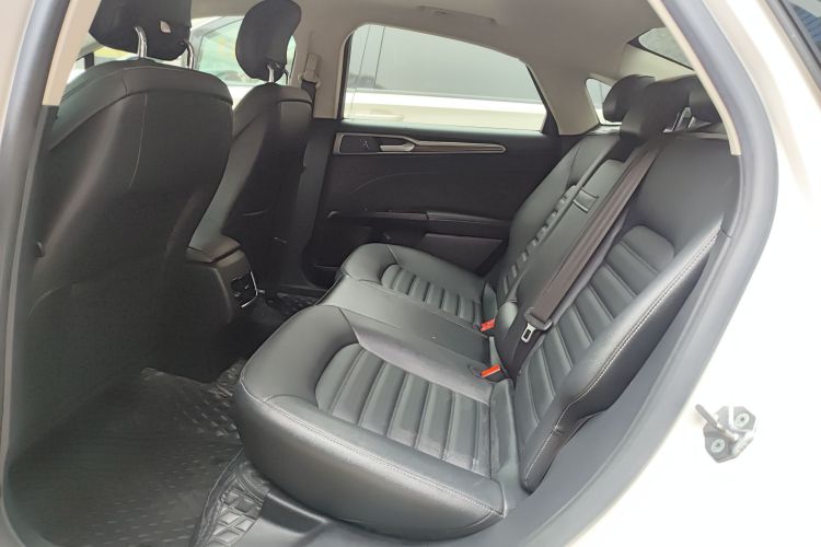 福特 蒙迪欧 2018款 EcoBoost 200 智控时尚型 国VI中控内饰21