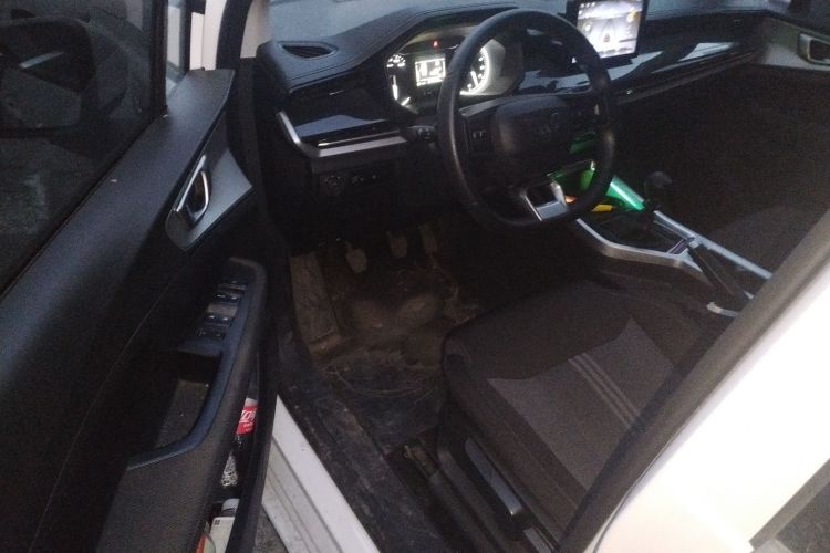 五菱汽车 五菱佳辰 2022款 1.5L 手动乐享精英型中控内饰20