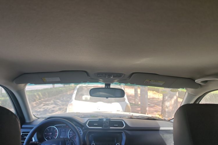 长城 风骏5 2021款 2.0T柴油两驱精英型大双排国VI GW4D20M中控内饰22