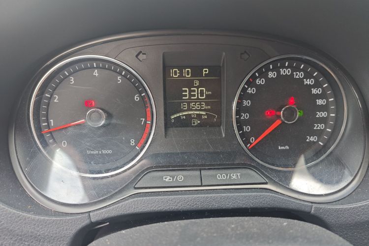 大众 2014款 1.6L Cross Polo 自动中控内饰15