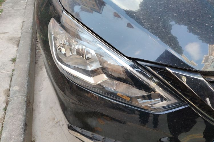 日产 轩逸 2019款 经典 1.6XE CVT舒适版车身外观8