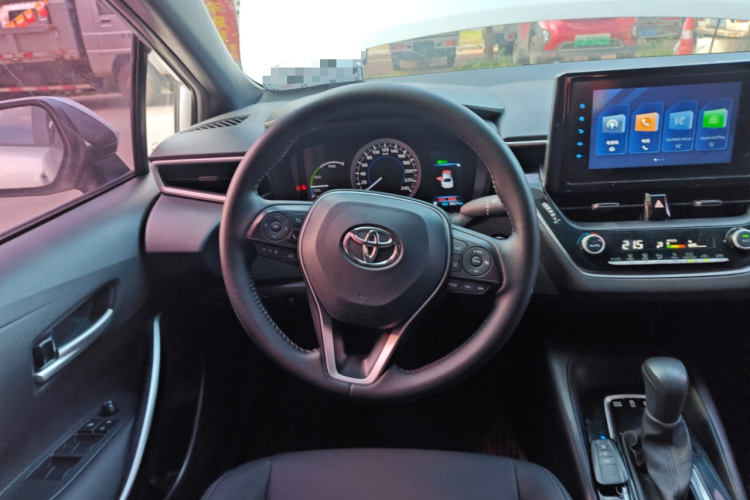 丰田 雷凌 2022款 双擎 1.8H E-CVT领先版中控内饰13