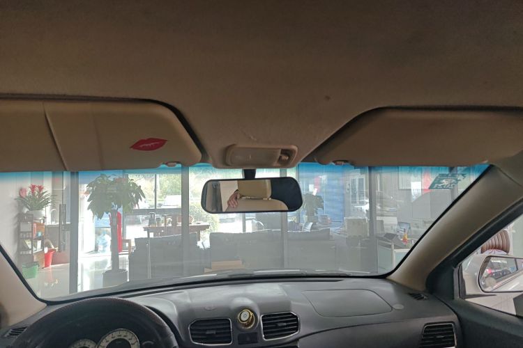 五菱汽车 五菱宏光 2014款 1.2L S舒适型国IV中控内饰22